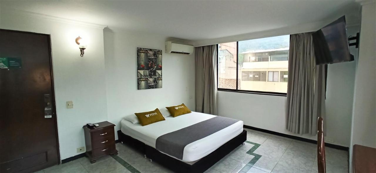 Hotel Windsor Plaza - Downtown קאלי מראה חיצוני תמונה