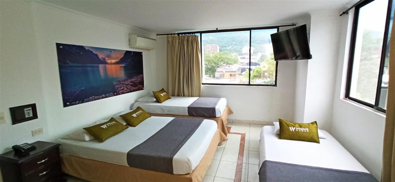 Hotel Windsor Plaza - Downtown קאלי מראה חיצוני תמונה