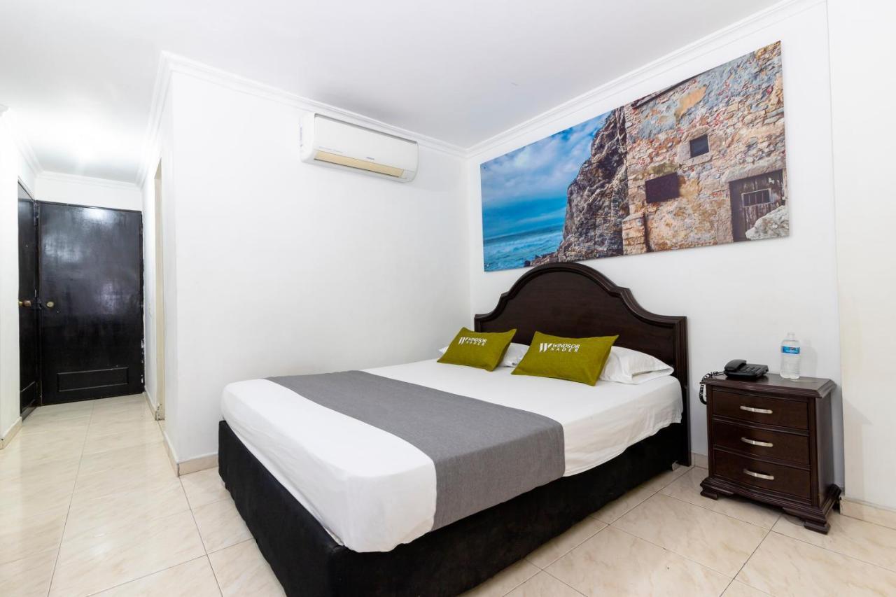 Hotel Windsor Plaza - Downtown קאלי מראה חיצוני תמונה