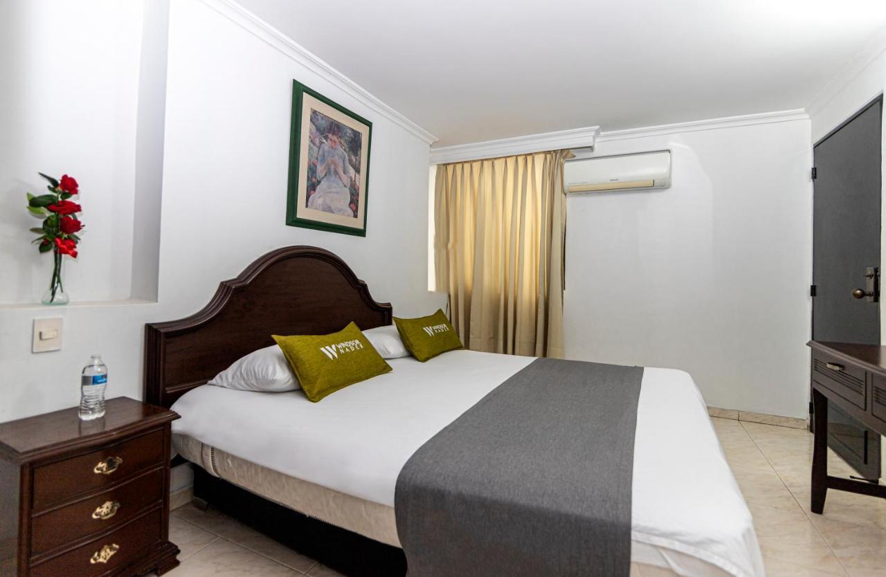 Hotel Windsor Plaza - Downtown קאלי מראה חיצוני תמונה