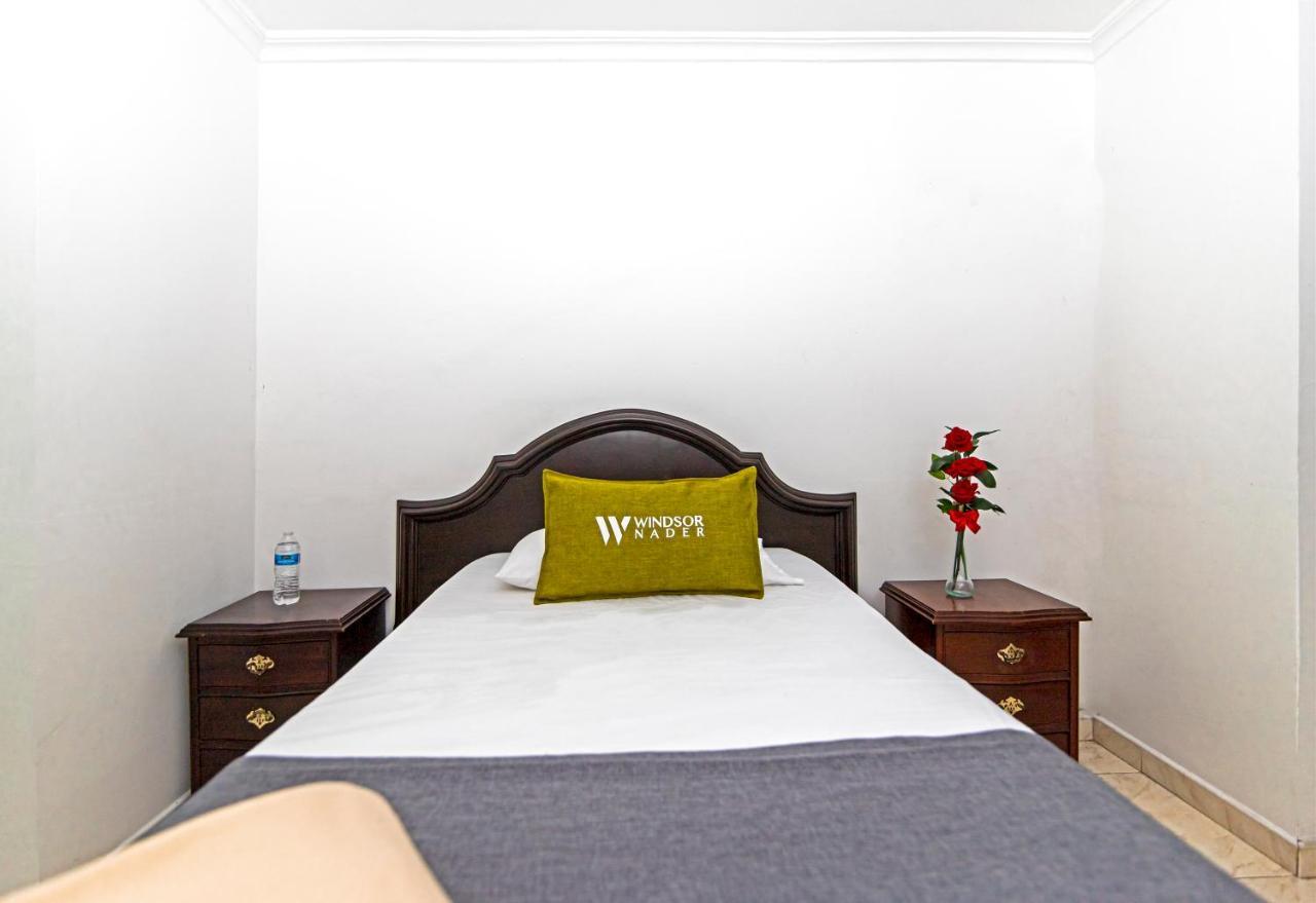 Hotel Windsor Plaza - Downtown קאלי מראה חיצוני תמונה