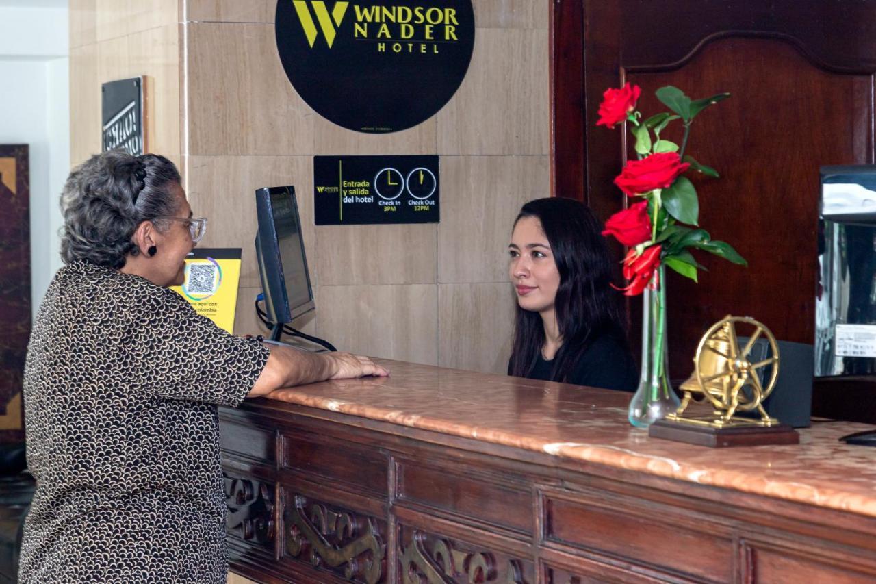 Hotel Windsor Plaza - Downtown קאלי מראה חיצוני תמונה