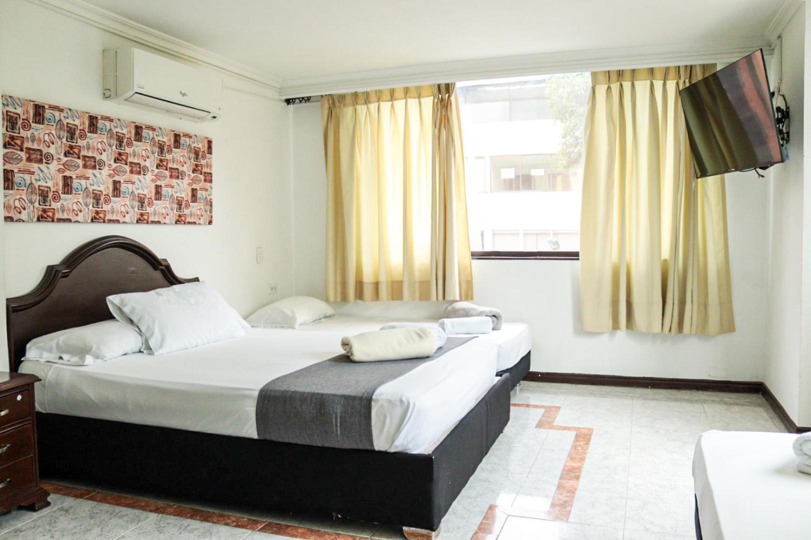 Hotel Windsor Plaza - Downtown קאלי מראה חיצוני תמונה