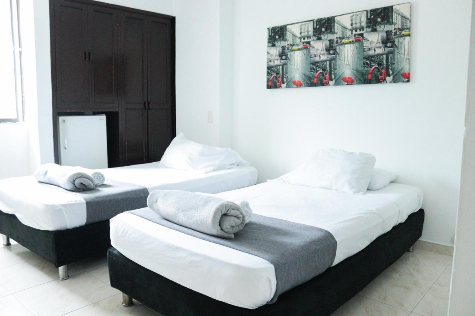 Hotel Windsor Plaza - Downtown קאלי מראה חיצוני תמונה