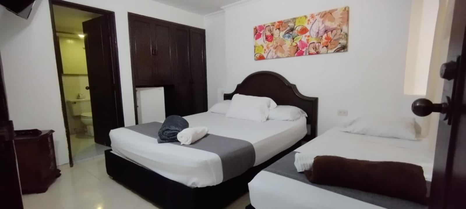 Hotel Windsor Plaza - Downtown קאלי מראה חיצוני תמונה