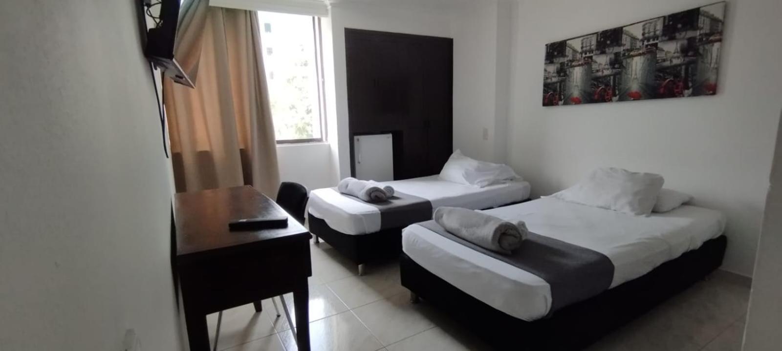 Hotel Windsor Plaza - Downtown קאלי מראה חיצוני תמונה