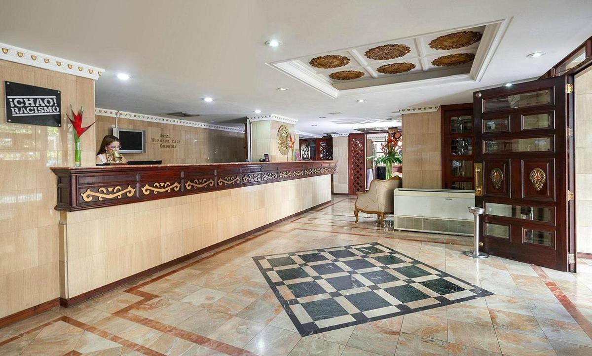 Hotel Windsor Plaza - Downtown קאלי מראה חיצוני תמונה
