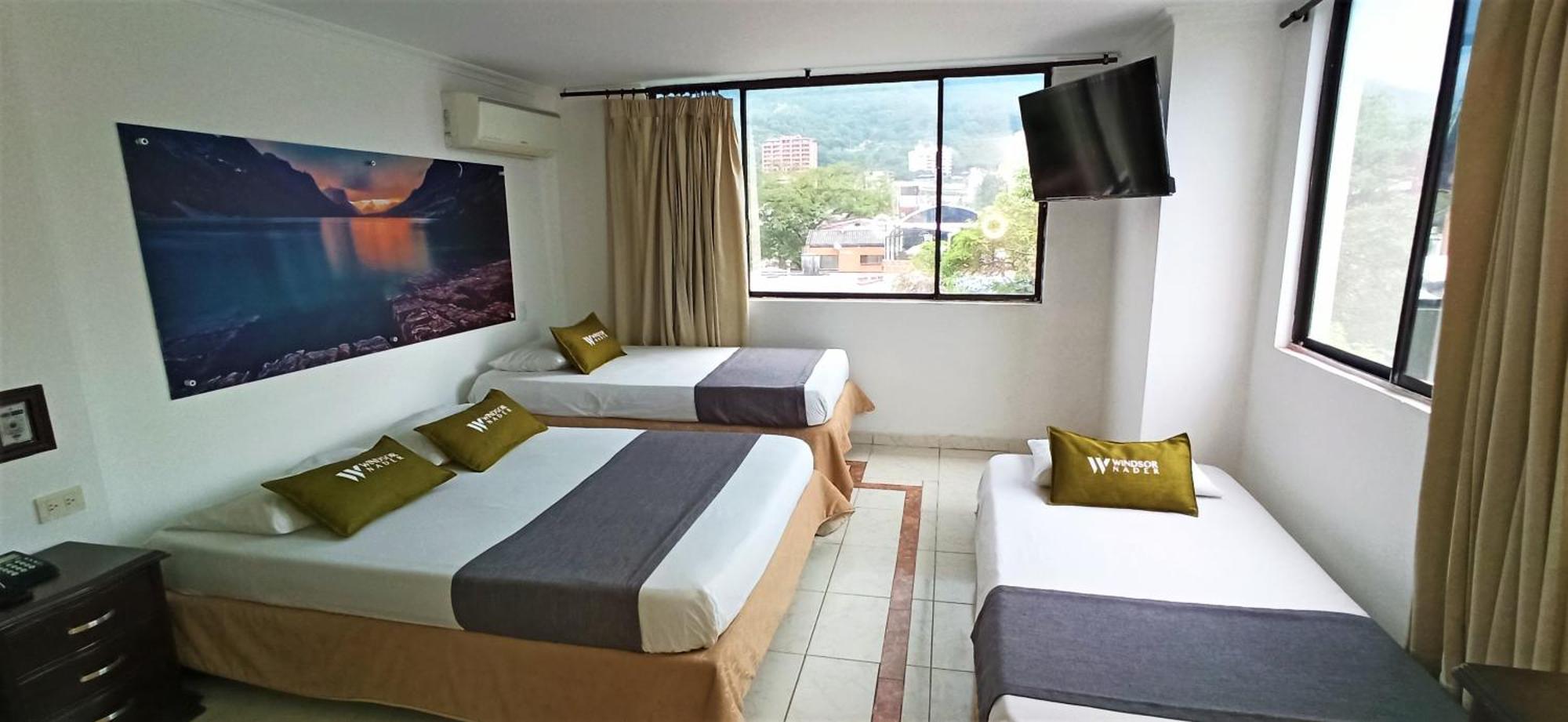Hotel Windsor Plaza - Downtown קאלי מראה חיצוני תמונה